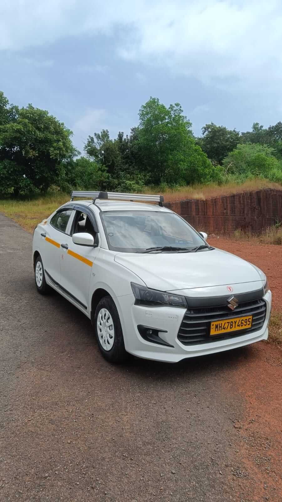 Economy hatchback cab Mumbai